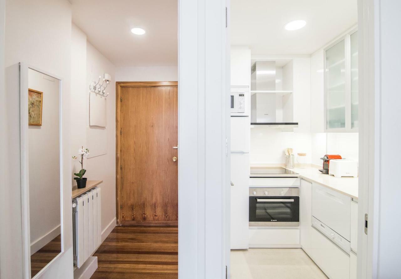 Elegant Retreat Business District Bernabeu Apartment มาดริด ภายนอก รูปภาพ