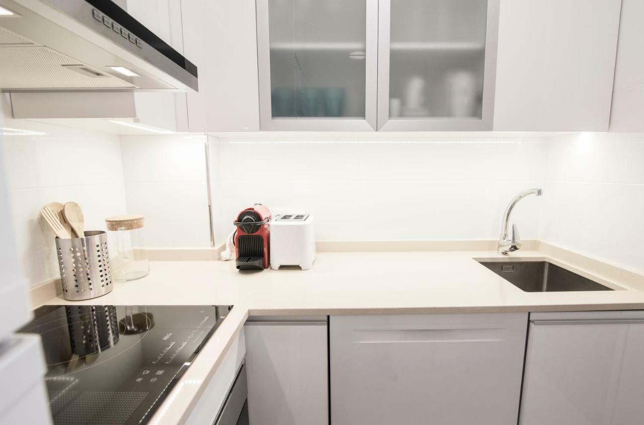 Elegant Retreat Business District Bernabeu Apartment มาดริด ภายนอก รูปภาพ